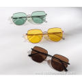 Wholesale Cheap Fashion Sunglasses Women Oversized Sun Glasses 2021